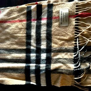 Burberry cashmere scarf